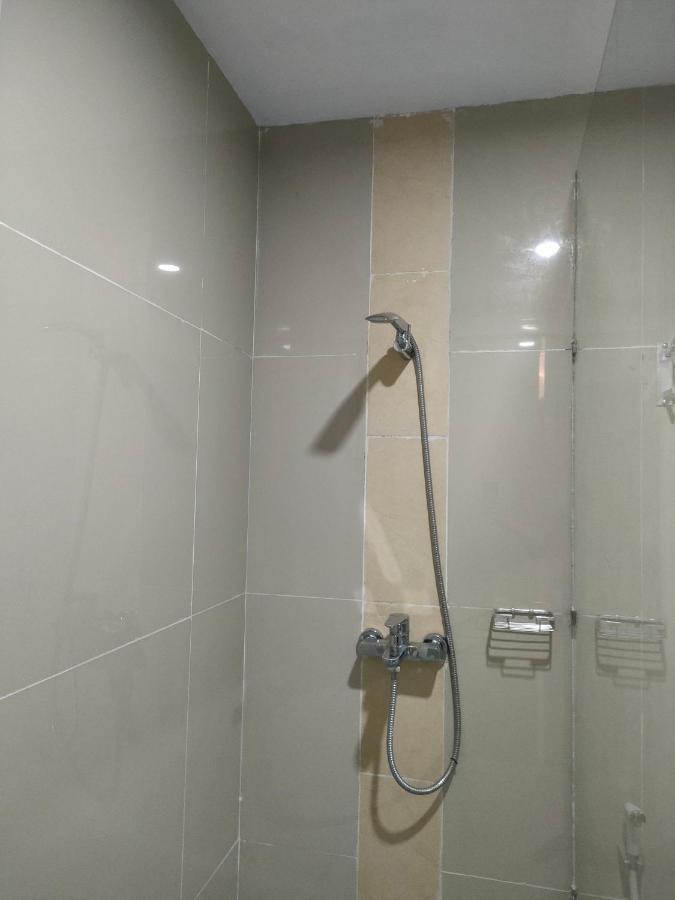 Golden Ganesha Hotel Yogyakarta By Ecommerceloka Gondowulung Екстериор снимка